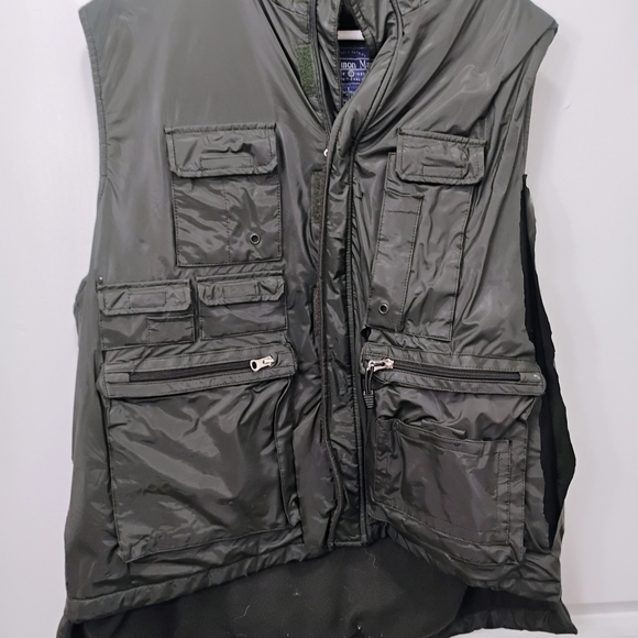 Vintage Common Man Dale Waters Green Hunting Fishing Vest Size L Polyurethane - Picture 1 of 5